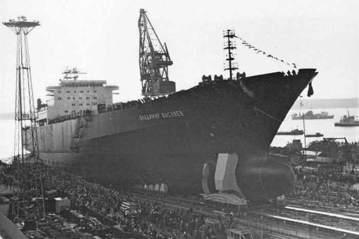 The vessel built at the Black Sea Shipyard will be scrapped in America