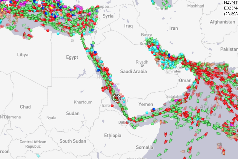 Ever Given passed the Suez Canal successfully | Ukrainian and World ...