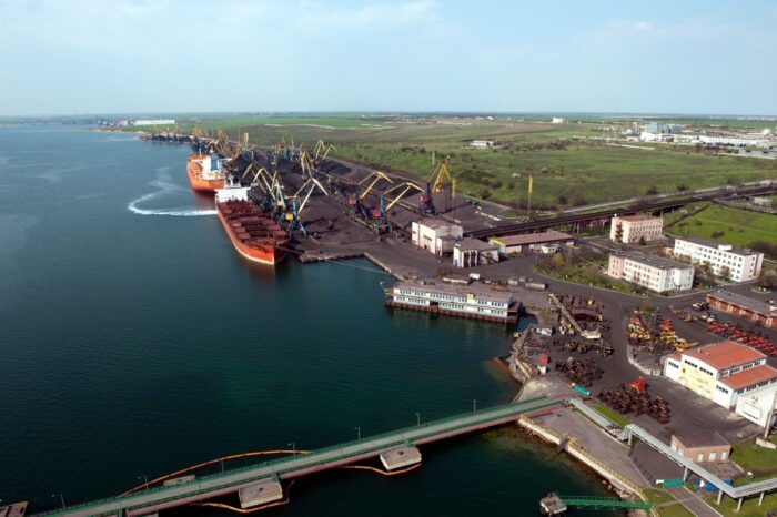A new terminal for transshipment of grain and oil will be built in Pivdennyi
