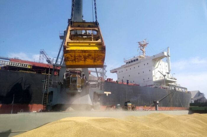 Agrovista has expanded river transportation of grain to the port of Pivdennyi