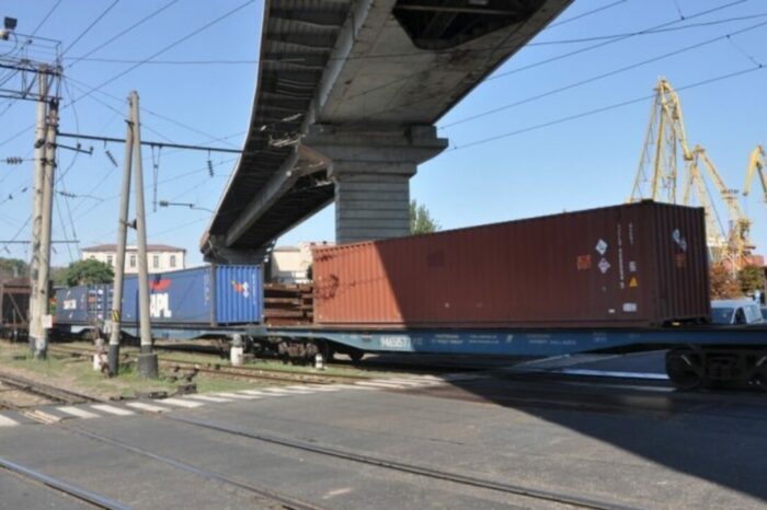 Ukraine will develop infrastructure in the "sea-railway" format