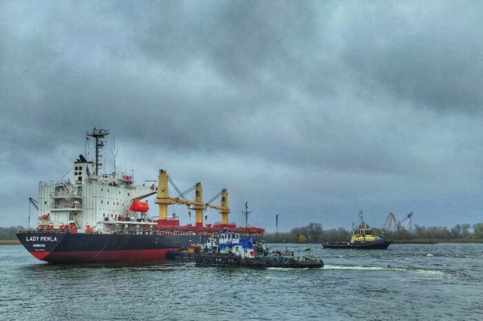The largest shipload of this year was shipped in the Kherson port