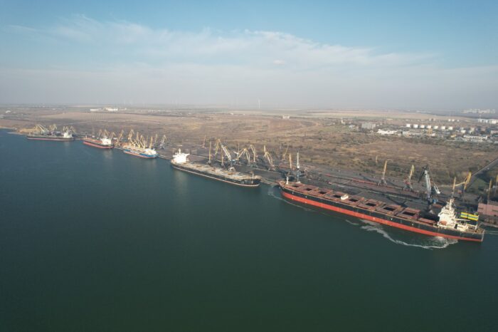Since the beginning of the year, the port of Pivdennyi has handled 800 vessels