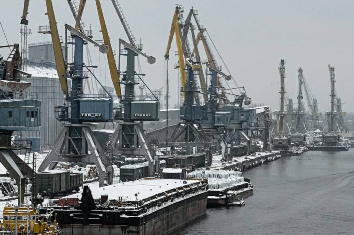 Kherson port was officially conceded