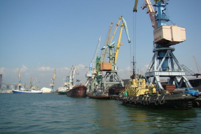Ukrainian ports exported over 100 million tons of cargo
