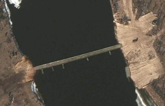 Pontoon bridge near the border of Ukraine with Belarus disappeared