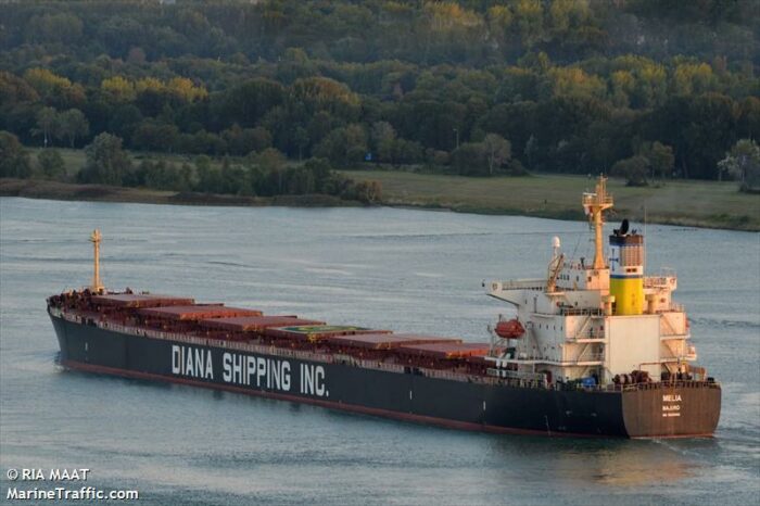 Panamax bulk carrier managed to pass from Yuzhny along the new corridor for vessels