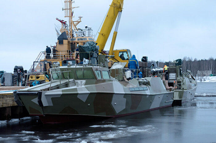 Mariupol defenders destroyed a Russian military boat
