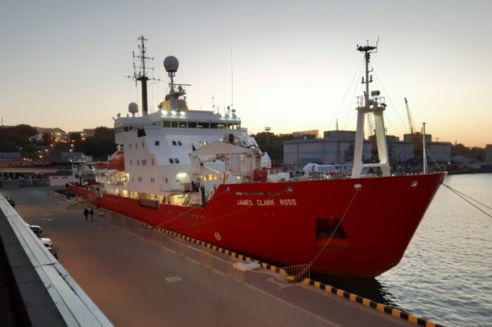 “Noosphere” of corruption: who privatized the Ukrainian icebreaker