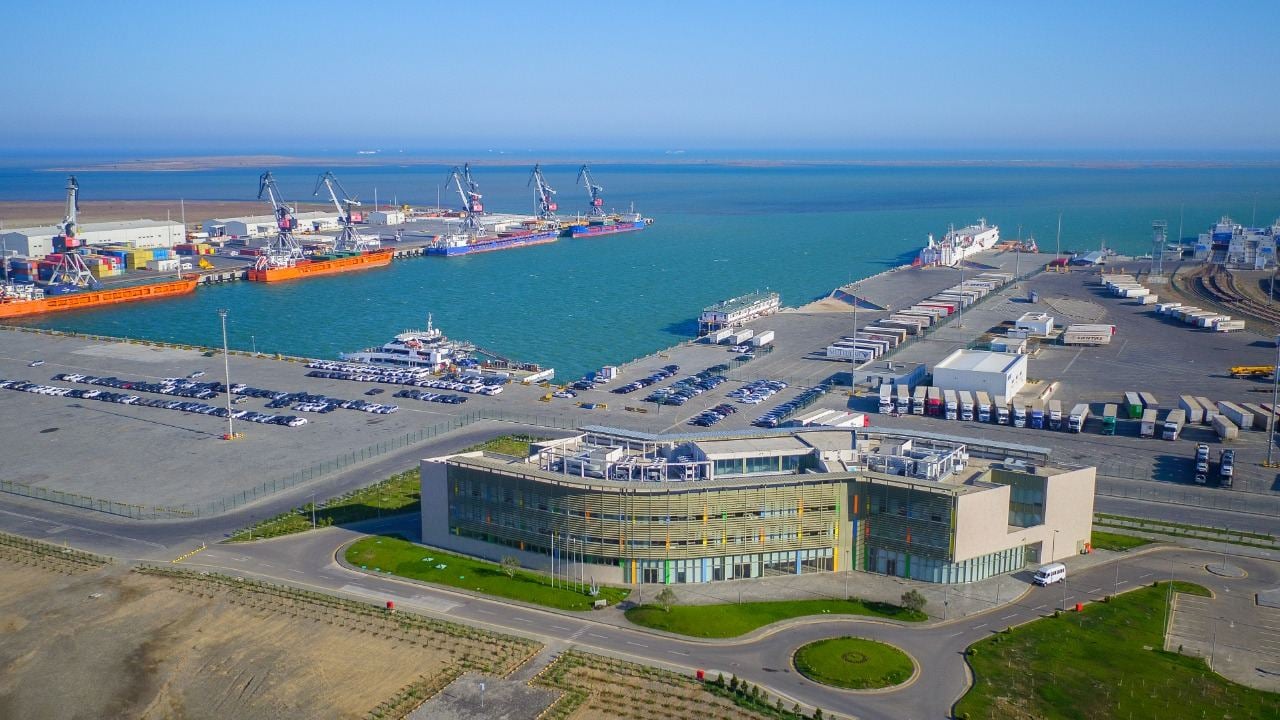 Baku Port Refused to Work with Russian Lukoil Oil After US Sanctions ...